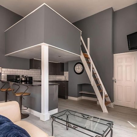 Platform City Studio With Parking Kingston upon Hull ภายนอก รูปภาพ
